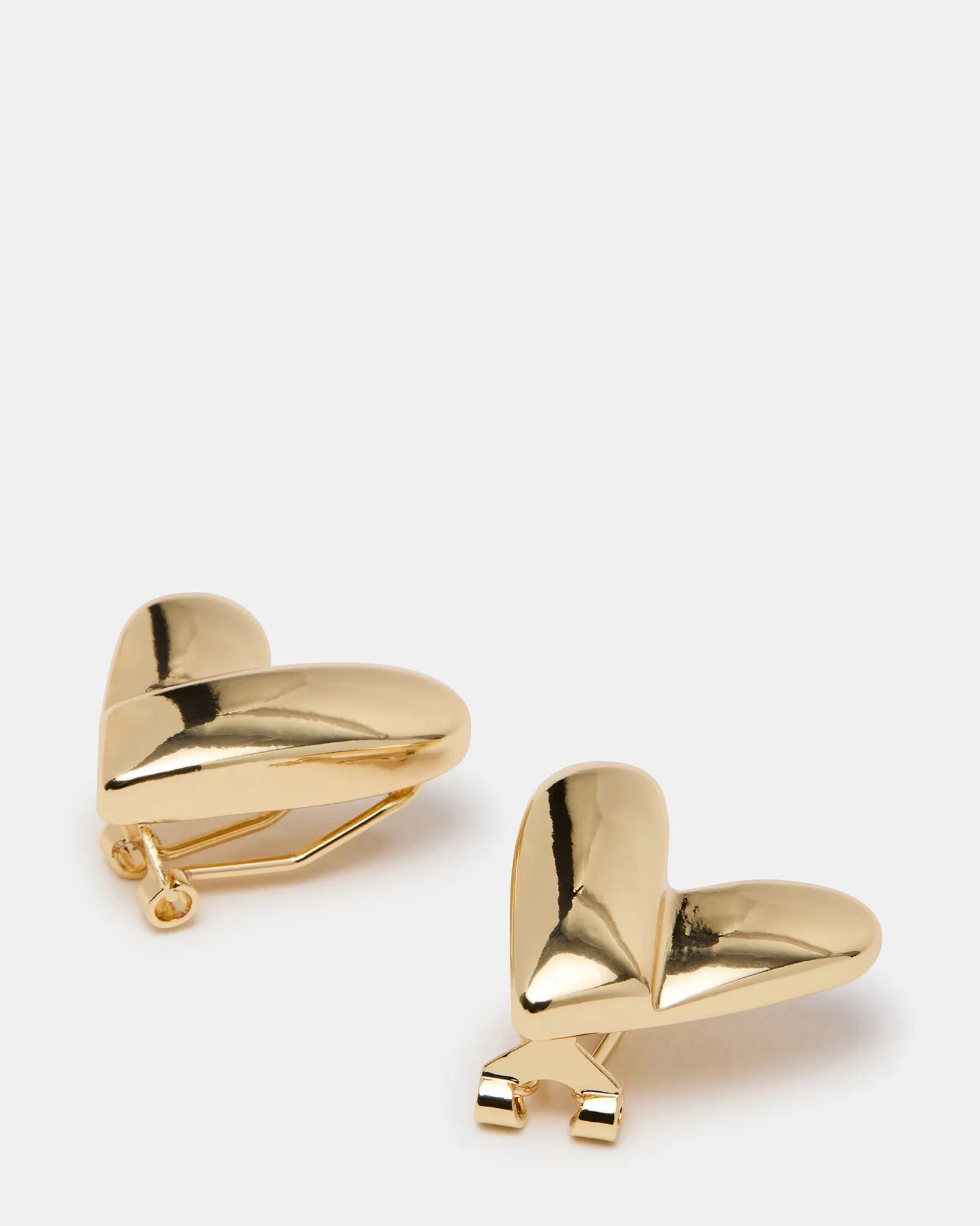 HEART STUD EARRINGS GOLD
