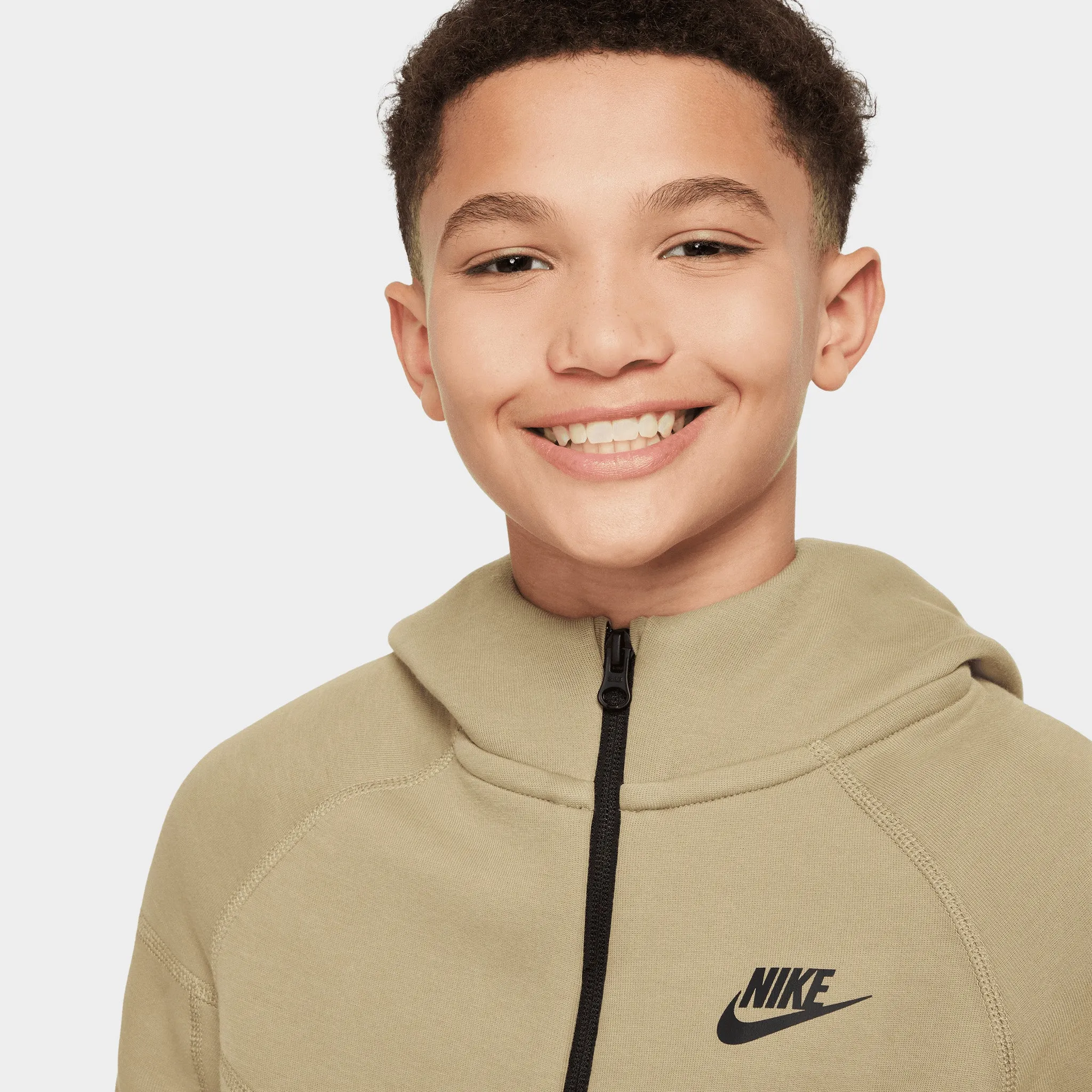 Nike Junior Boys' Tech Fleece Full-Zip Hoodie Neutral Olive / Black