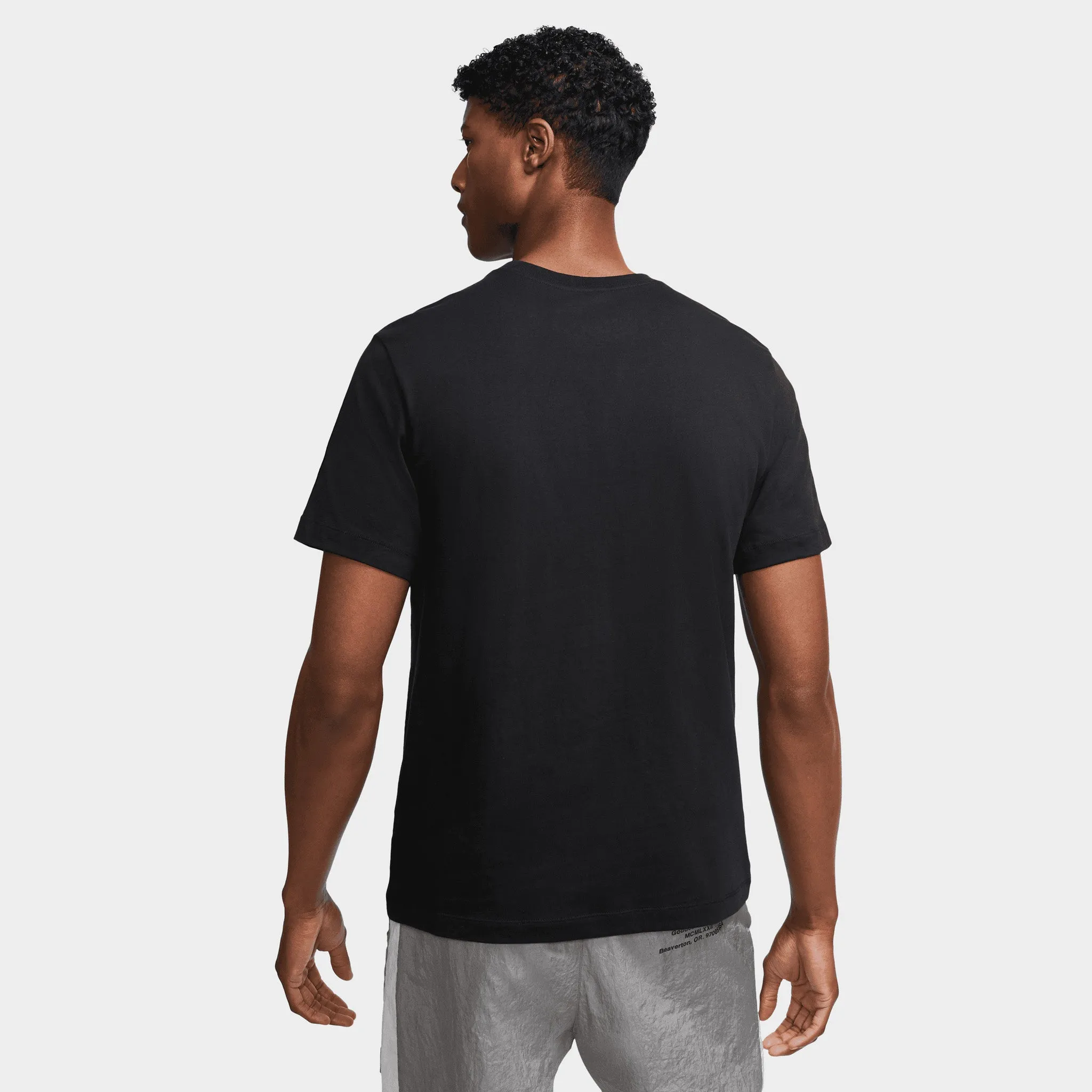 Nike Sportswear Club T-shirt Black / White - Dark Grey