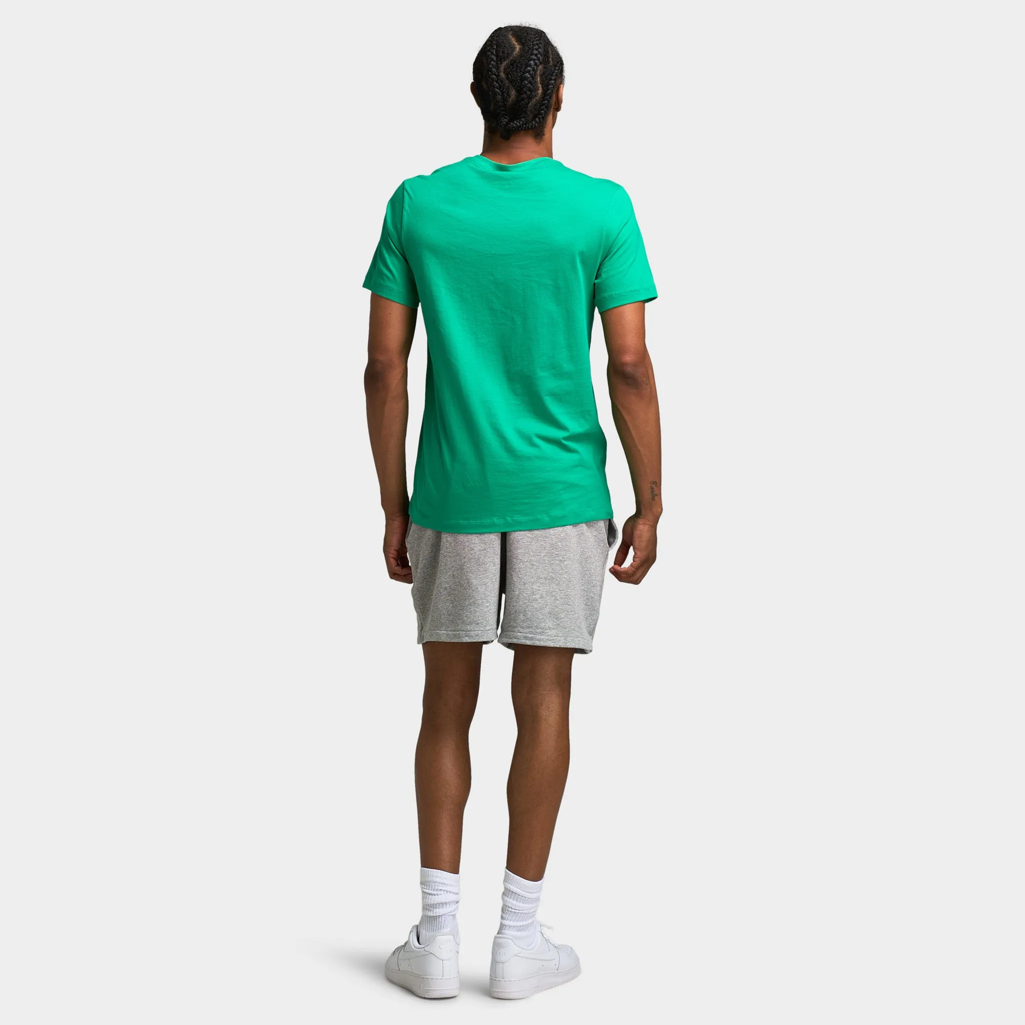Nike Sportswear Club T-Shirt / Stadium Green