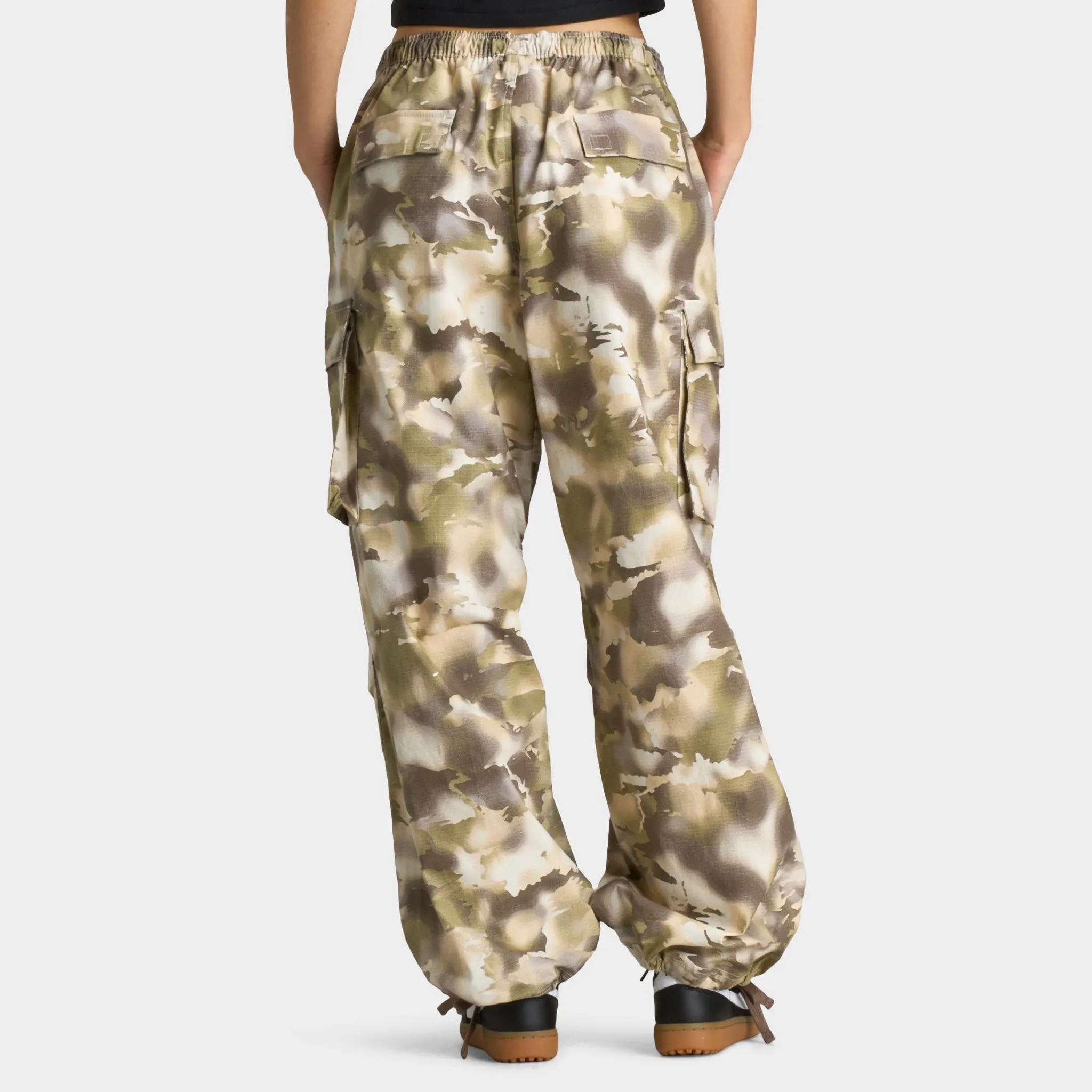 Nike Sportswear Women's Camo Cargo Pants Light Orewood Brown / Sail