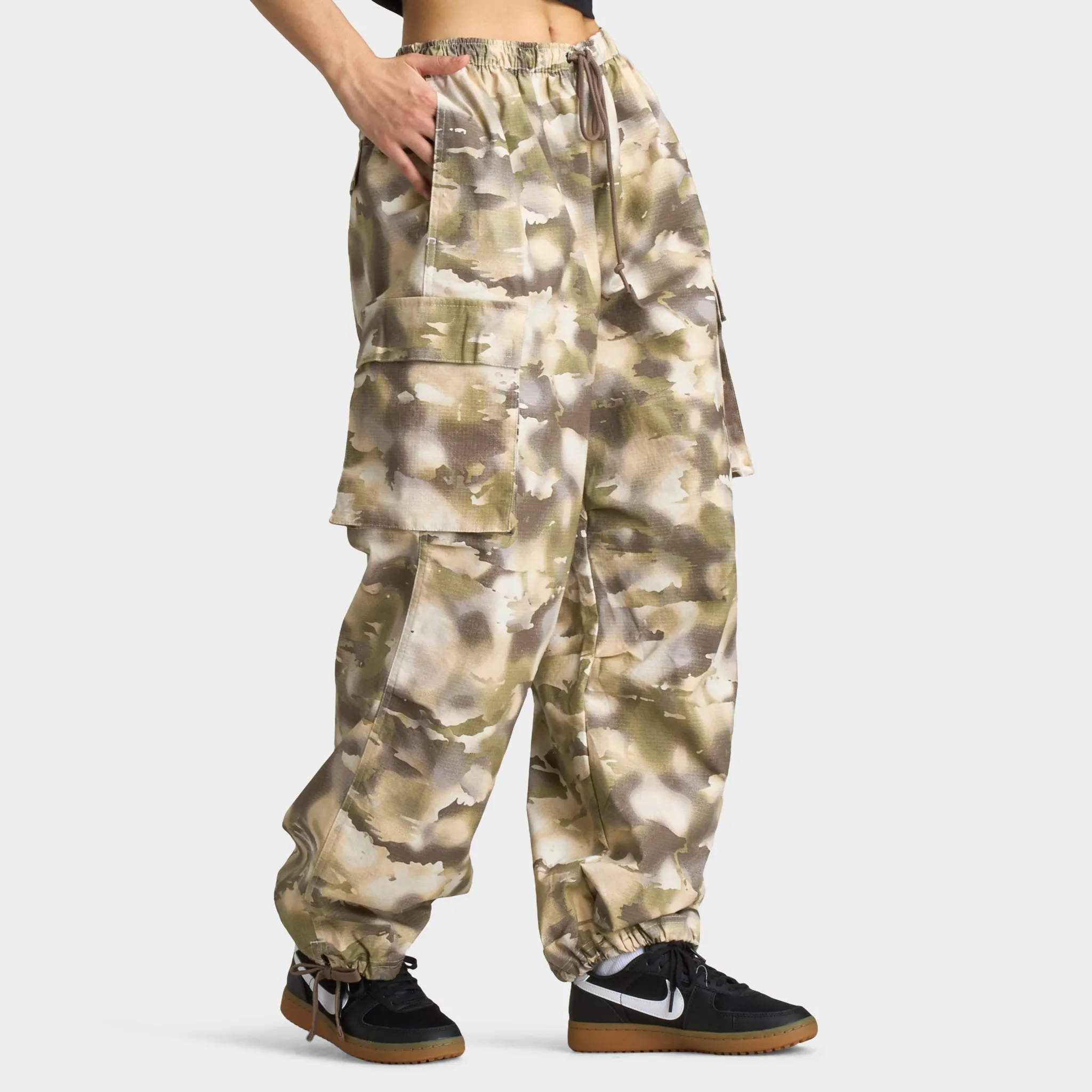 Nike Sportswear Women's Camo Cargo Pants Light Orewood Brown / Sail