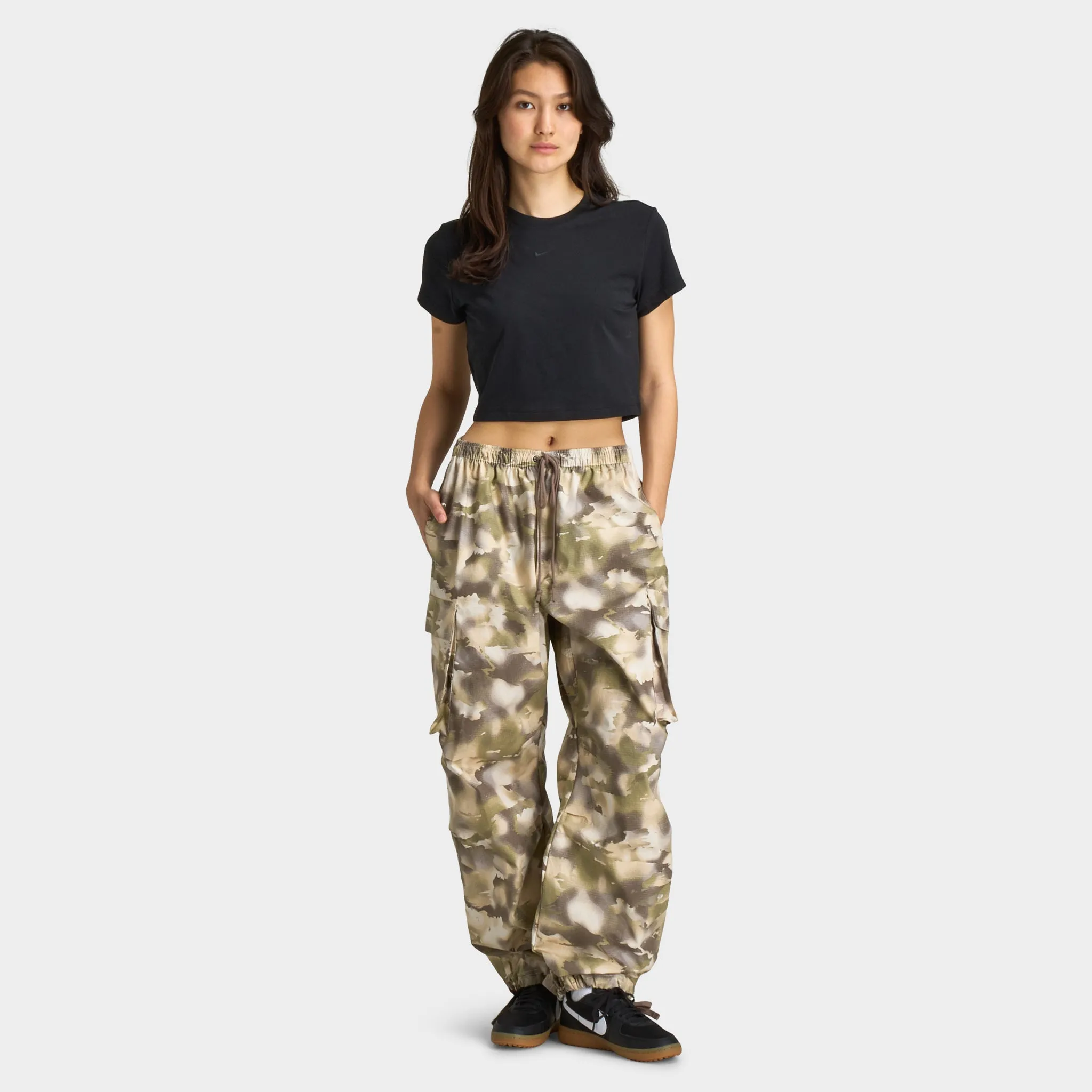 Nike Sportswear Women's Camo Cargo Pants Light Orewood Brown / Sail