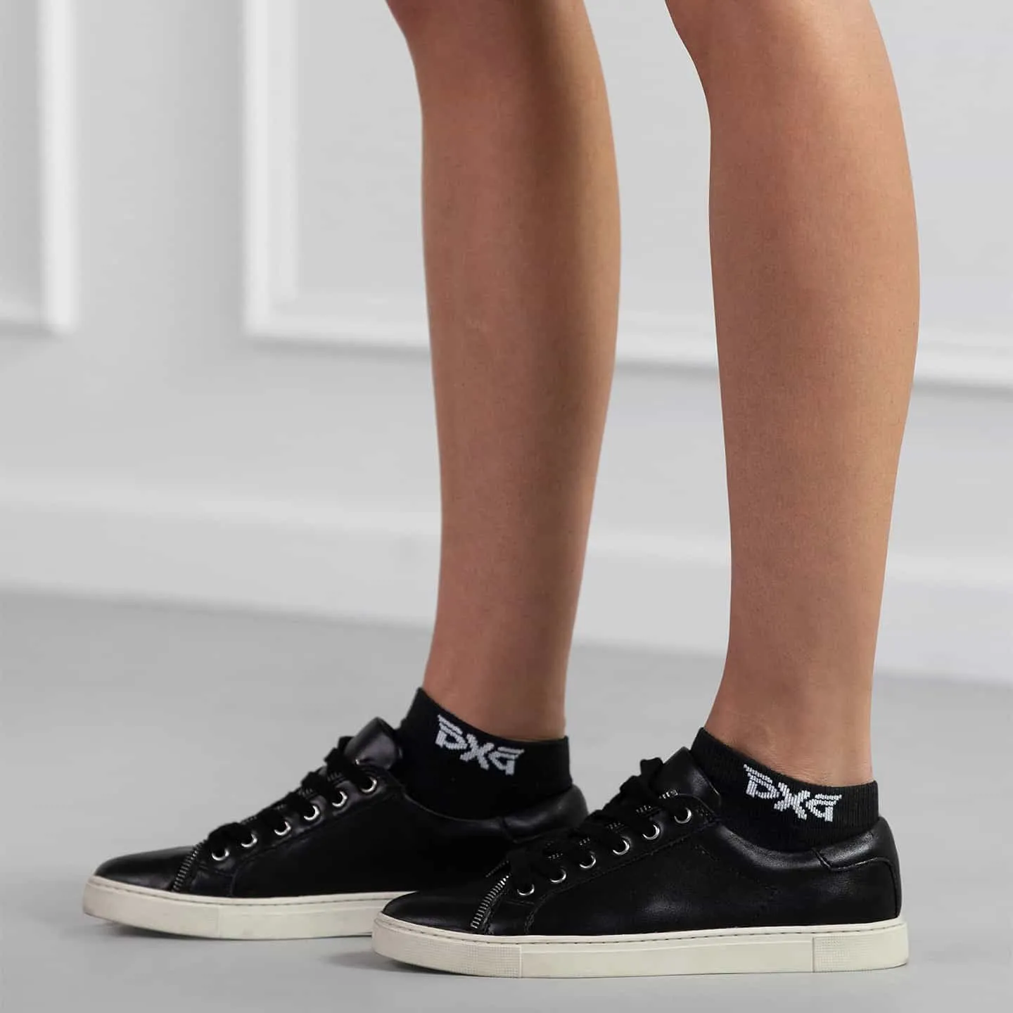 Women's Jacquard Logo Ankle Socks